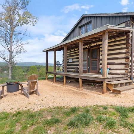 Rustic Baileys Retreat Cabin Near Wineries! Crozet Kültér fotó