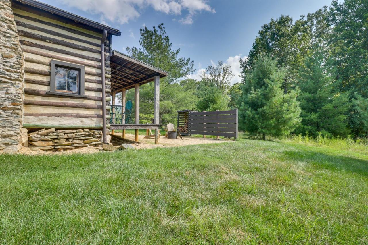 Rustic Baileys Retreat Cabin Near Wineries! Crozet Kültér fotó