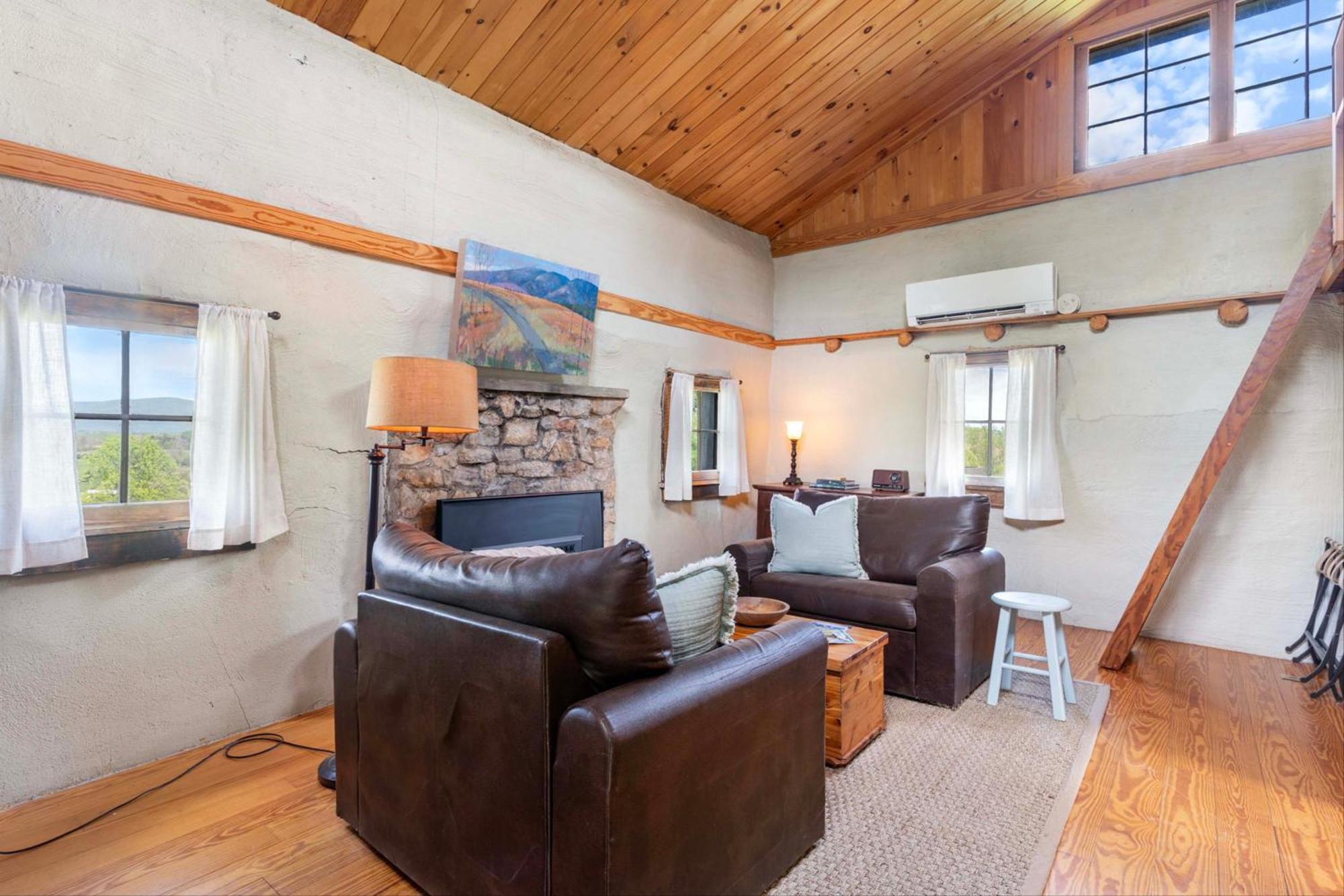 Rustic Baileys Retreat Cabin Near Wineries! Crozet Kültér fotó