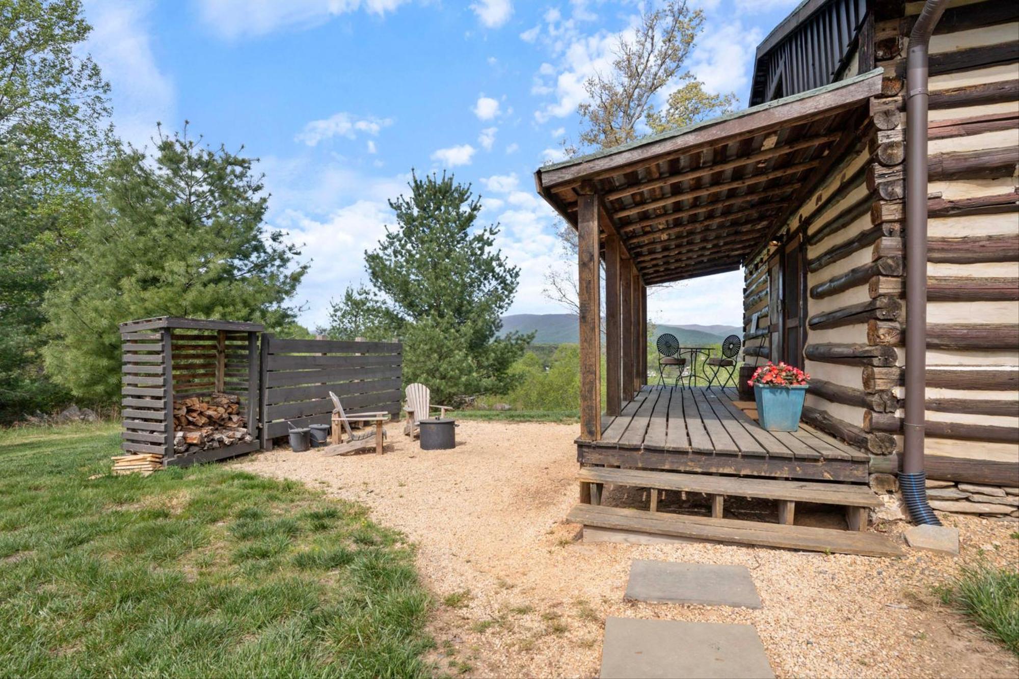 Rustic Baileys Retreat Cabin Near Wineries! Crozet Kültér fotó